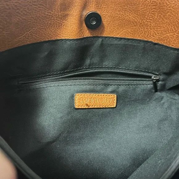 Chic Brown Leather Shoulder Bag - Picture 7 of 9